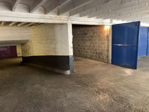 Remise / espace de stockage 14 m² –