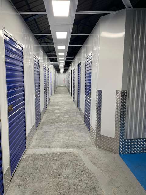 BOX de stockage sécurisé 9m²
