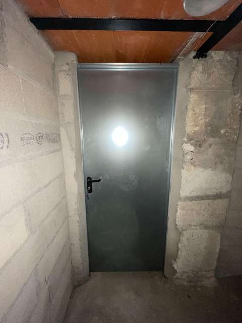 Cave n°2 - 10m² - Avenue de Versailles