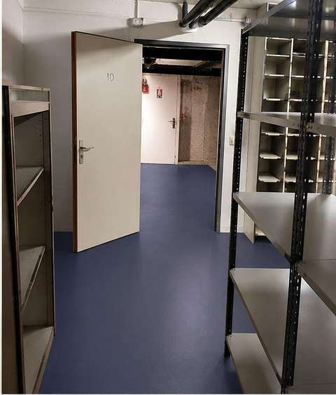 RARE 🔐 Local sécurisé 30 m² – Archives,