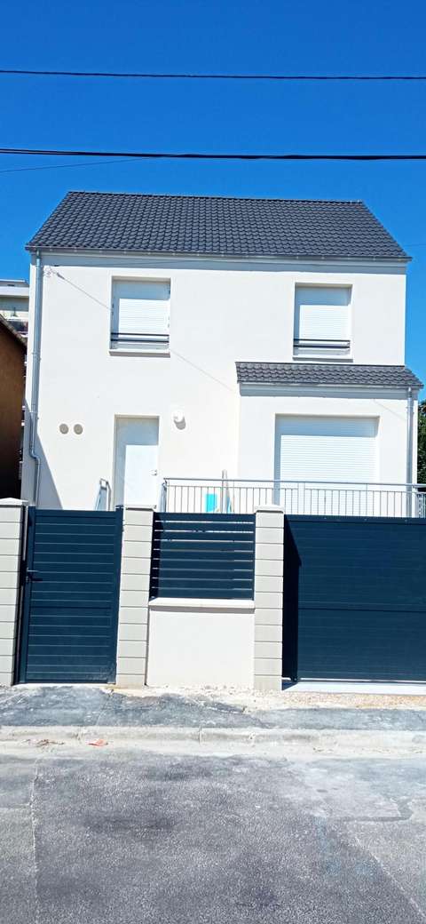 Garage à louer - 67m2- Idéal pour stationnement