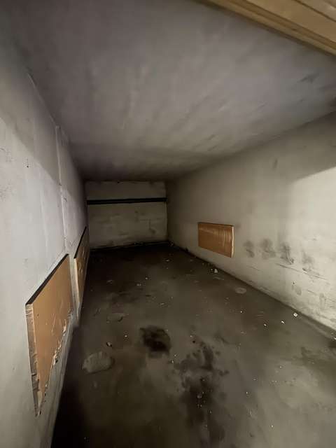 Box fermé sécurisé 16m2