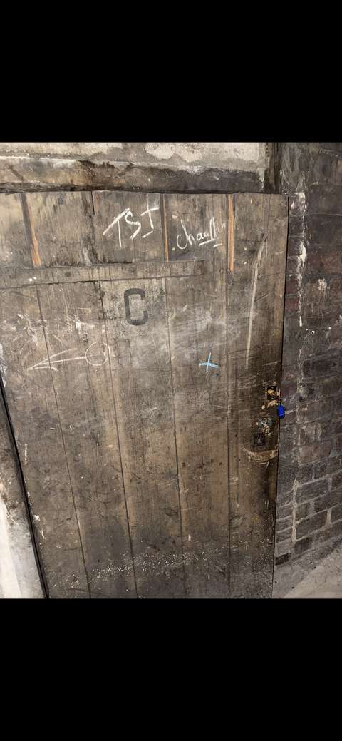 Cave Ex Chaufferie - 36m² - Rue de