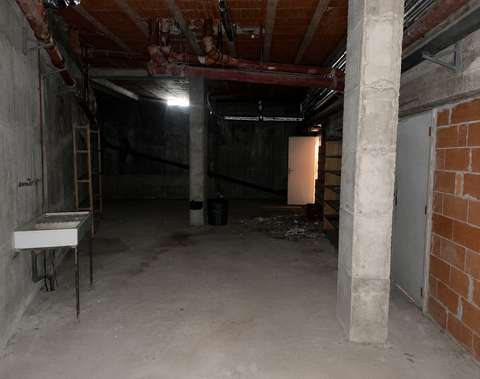 Grand espace de stockage 37,5 m² – Centre