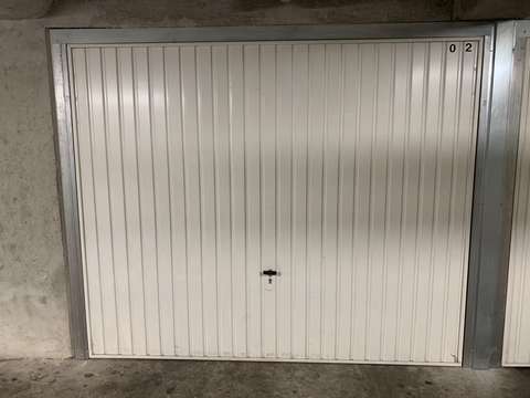 Garage/box 21m² à Villeurbanne