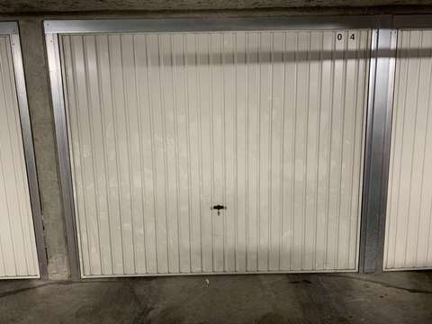 Garage/box 18m² à Villeurbanne