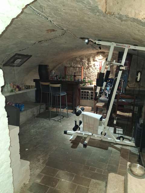 Cave de garde privée