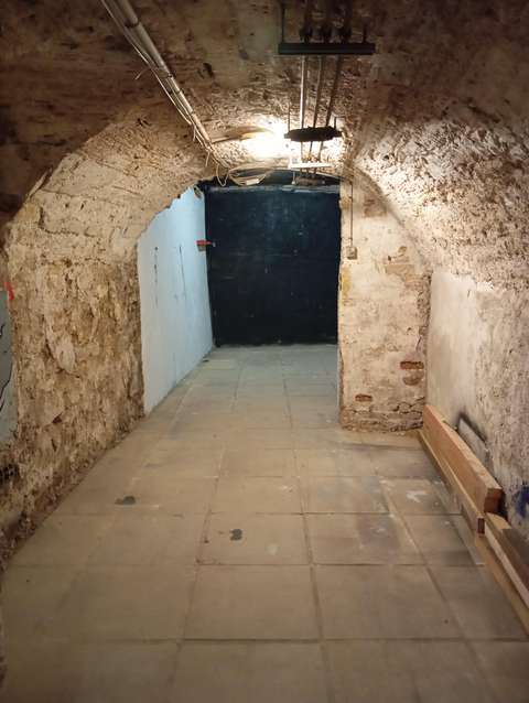 Grande cave de 20m2