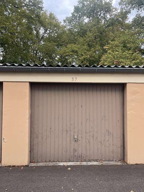 Garage/box 17m² à Montigny-lès-Metz