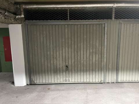 Garage/box 15m² à Peltre