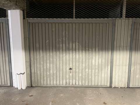 Garage/box 20 m² à Peltre