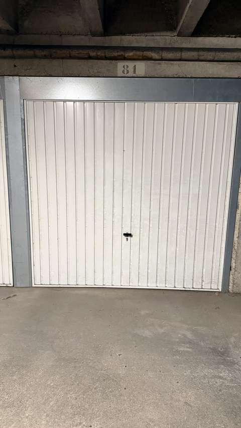 Garage Box 12m² à Dourdan