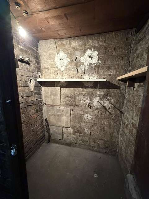 Cave 2 m2 - 80 rue de Rennes,
