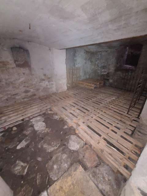 Location cave saine - 12m² - Nantes cartier