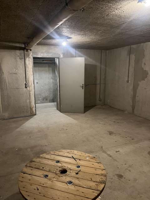 Local de stockage 37m² - Rue Guillaume Apollinaire