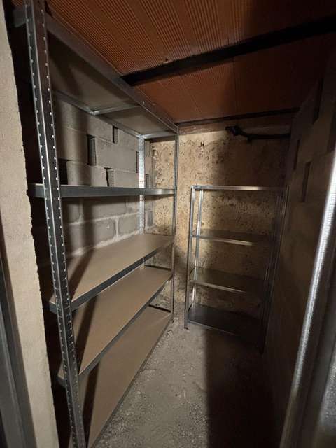 Loue cave - 2m² - Paris 18ème