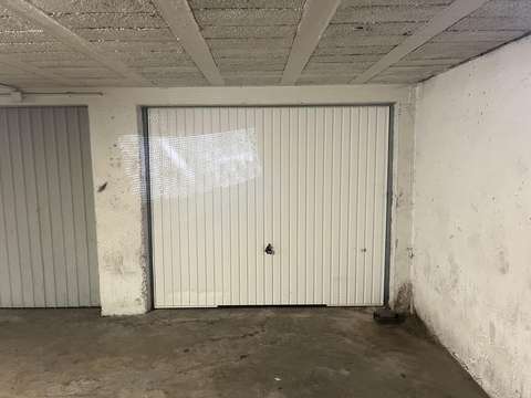 Garage/Box 16m² à Voiron