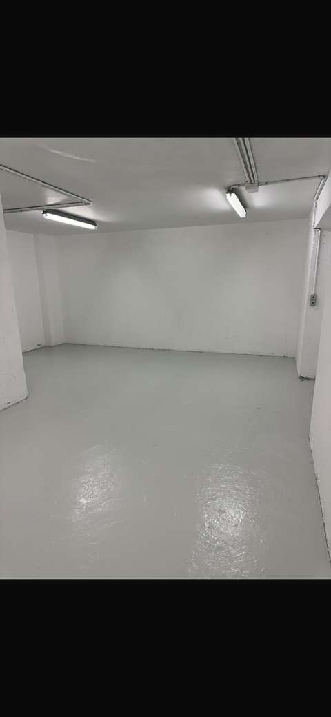 Local de stockage 50 m² – Canal Saint-Martin
