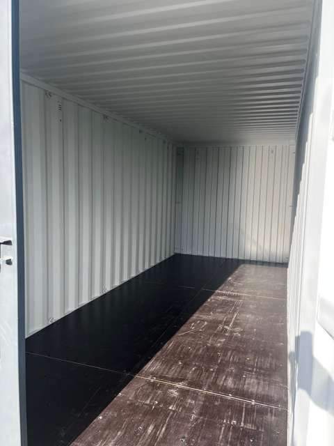 BOX DE STOCKAGE 14 m² LARAGNE MONTEGLIN