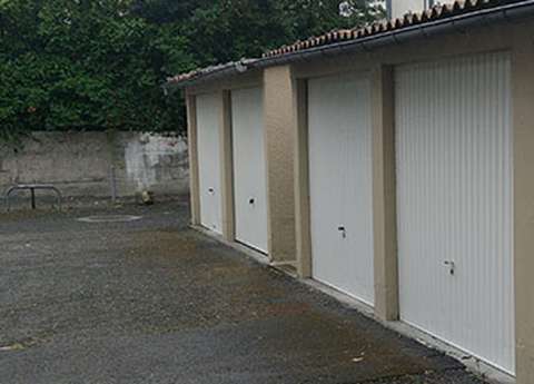 Location d'un garage - box Cours du Médoc
