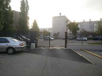 garde meuble rue Philippe Fabia