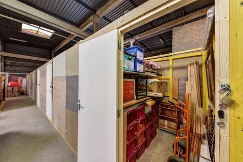 Louer un box sain proche Paris : stockage