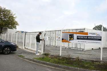 box de stockage tout neuf en libre accès