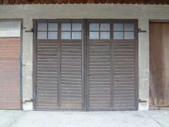Loue garage fermé pour stockage