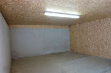 Box de stockage à Pleyben