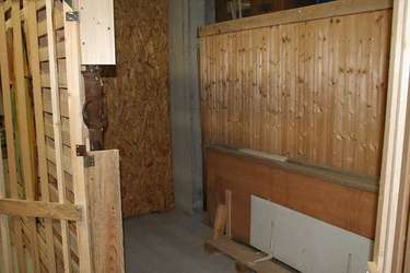 Box de stockage à louer dans sous-sol de villa