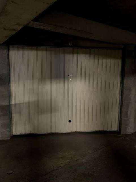 Garage en sous-sol sécurisé à Cholet