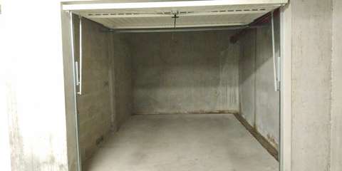 Garage en sous-sol / Bourg