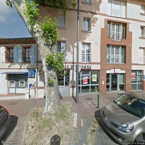 INTRA - Location garage fermé