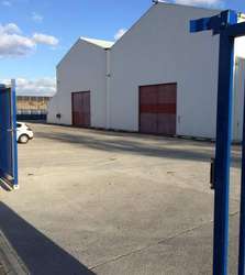 Self-stockage 14m² à Pessac