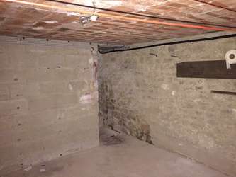 Cave sous maison pour stockage