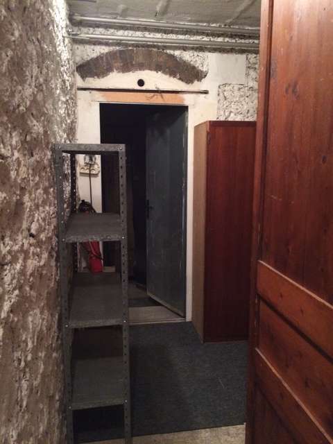 Cave saine et sécurisée pour stockage