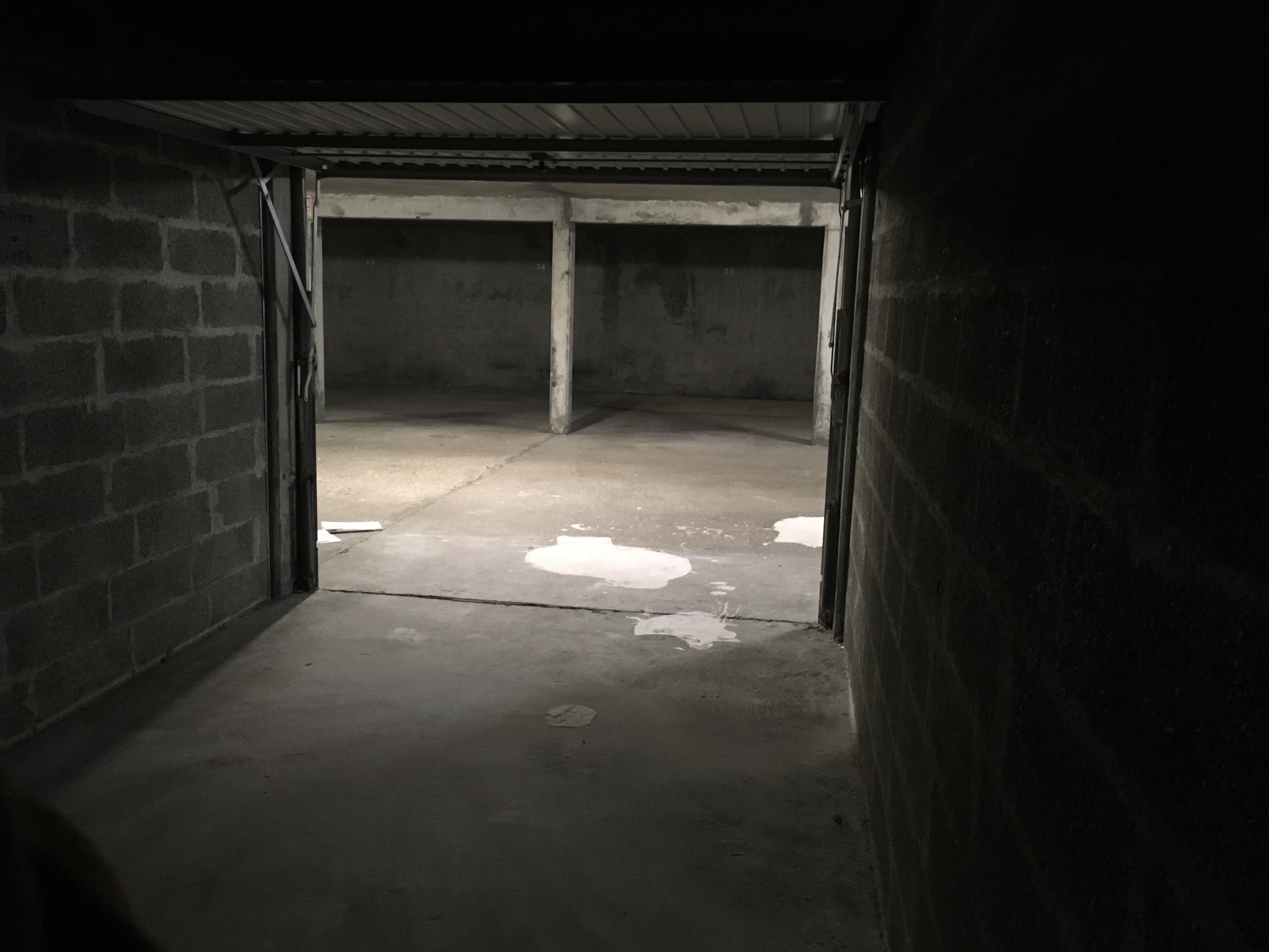 Garage privé en sous-sol / Mont Saint Aignan