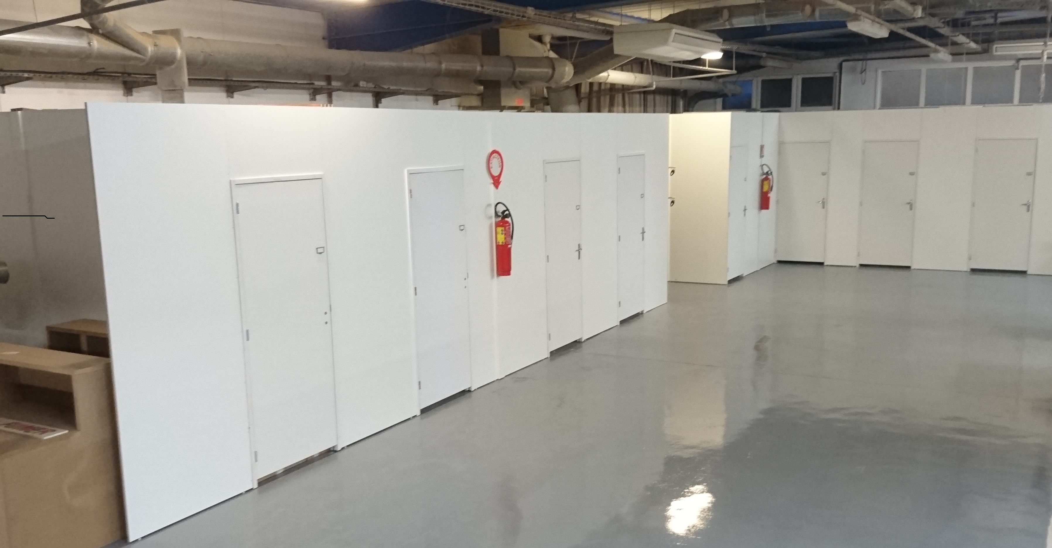 Box 10 m² de self stockage fermé sécurisé