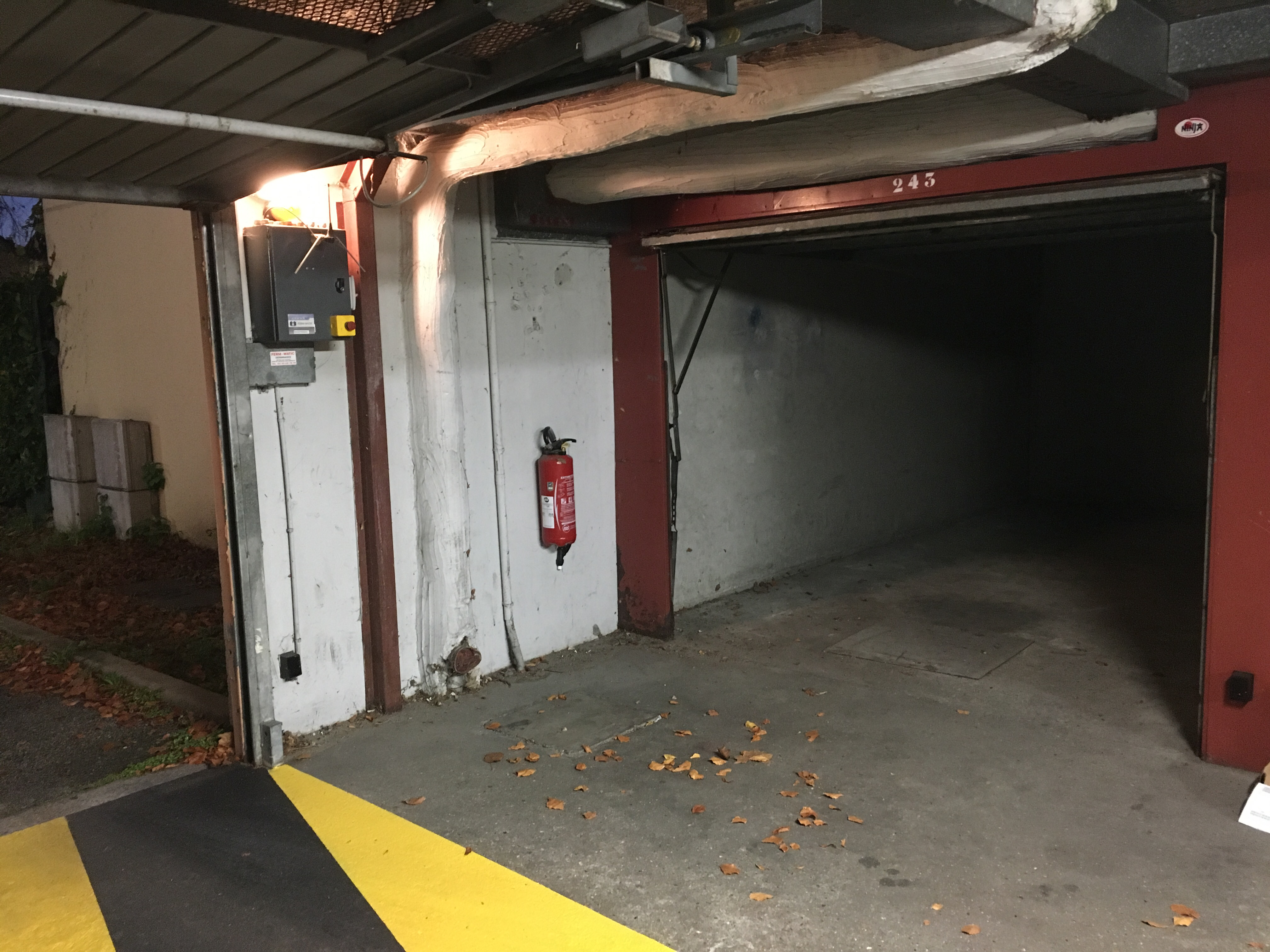Location / Garage Privé / St-Etienne-du-Rouvray