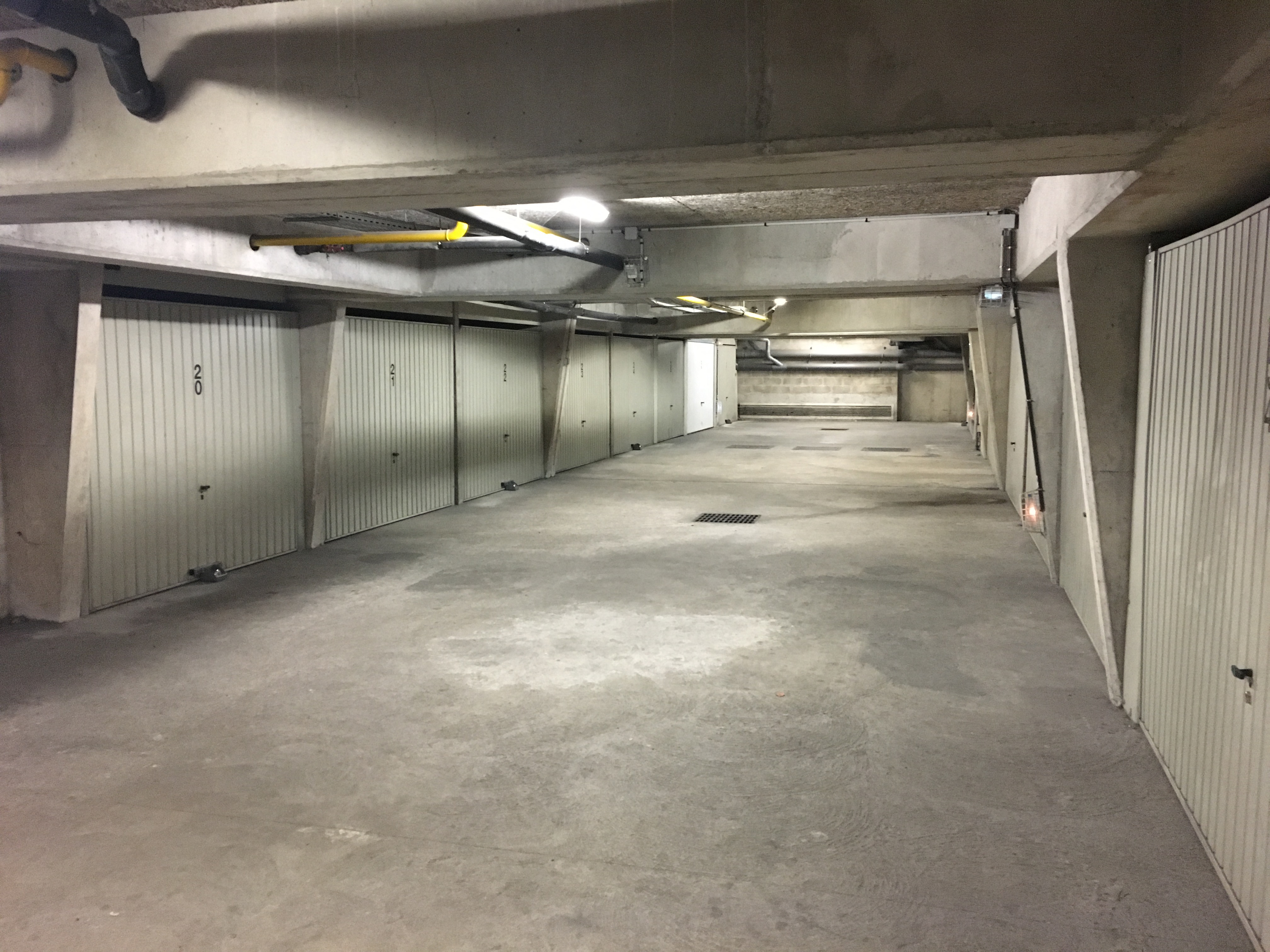 Garage de 13m² à Achères