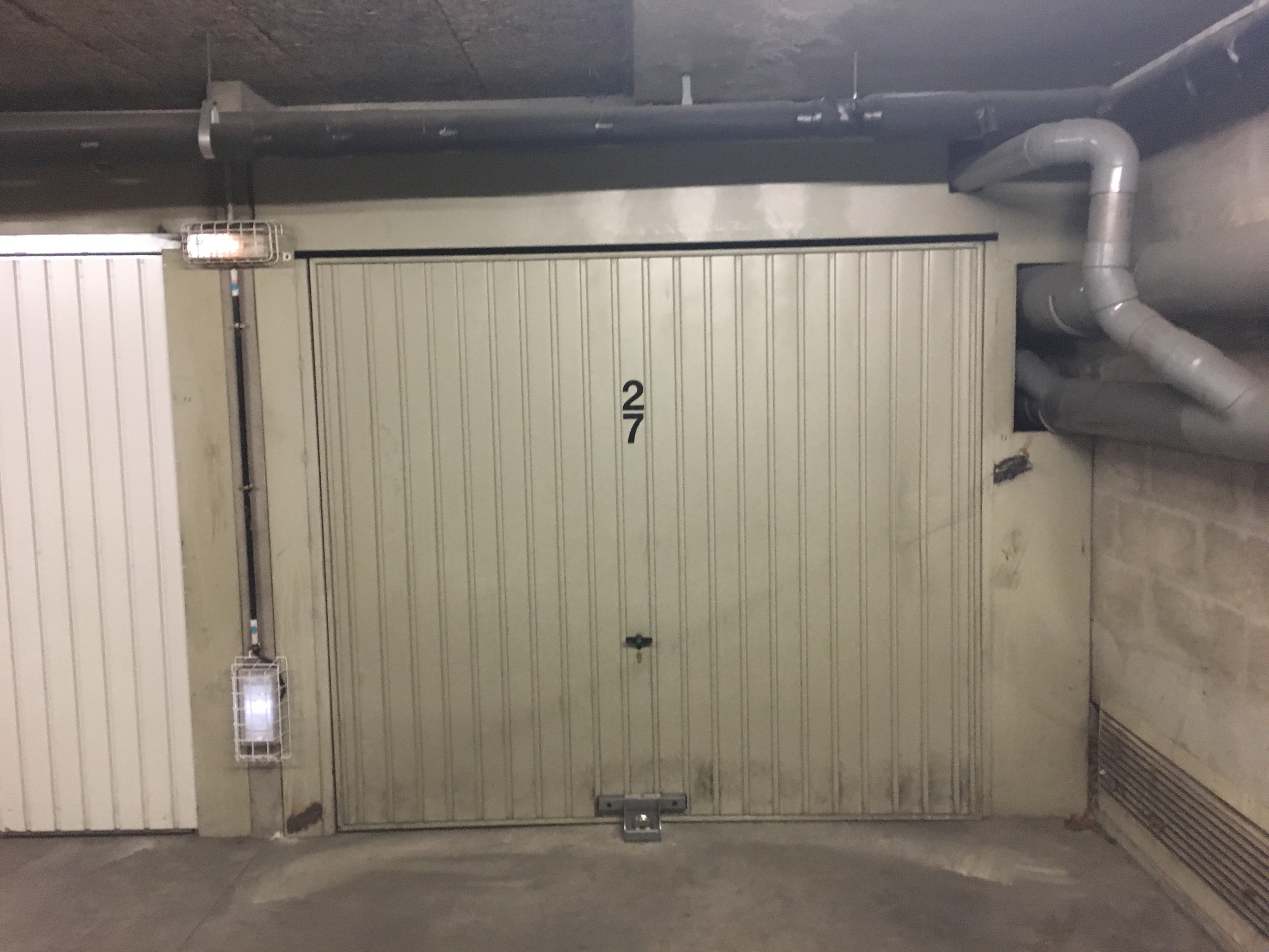 Garage à Achères