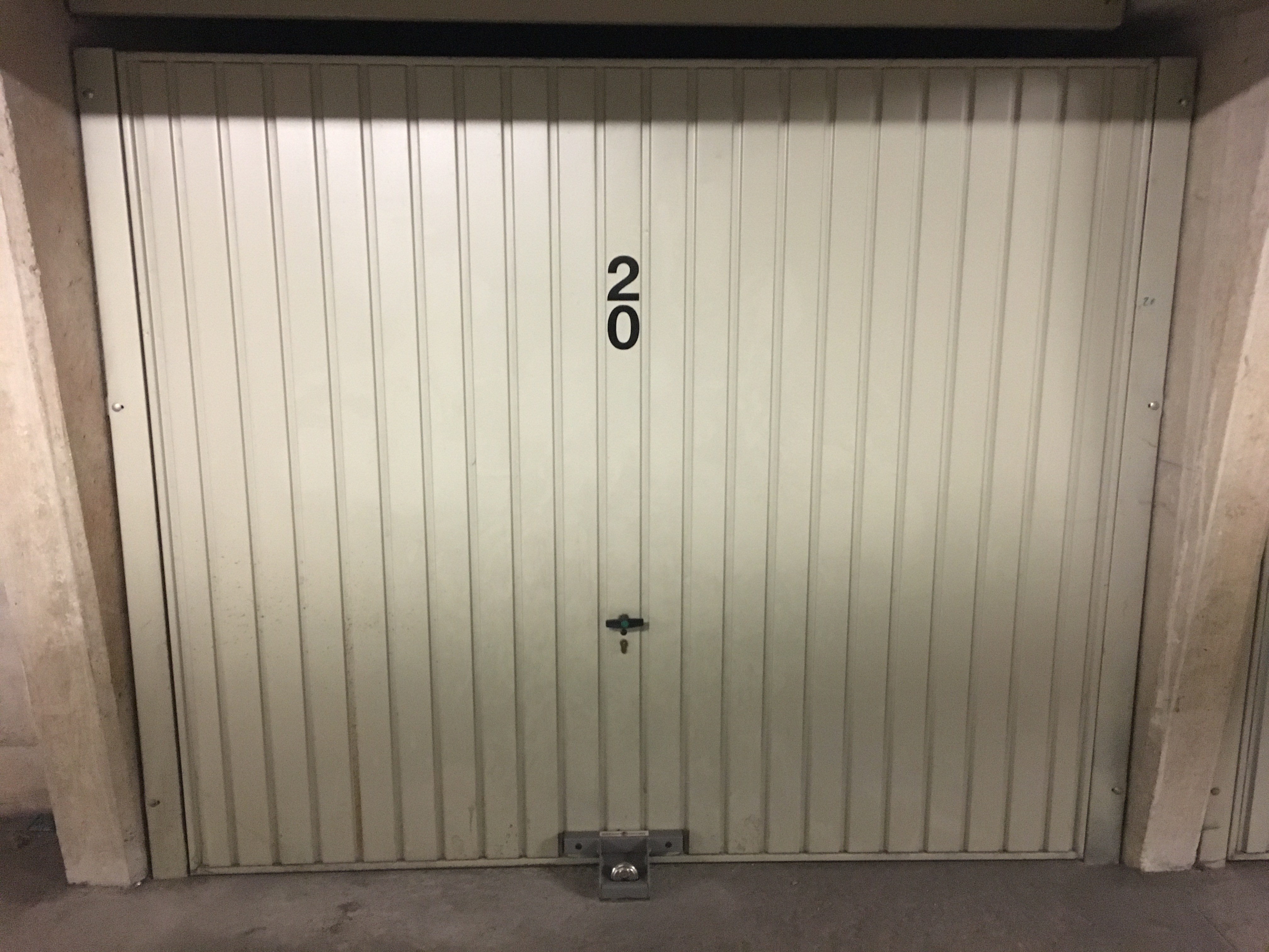 Garage à louer