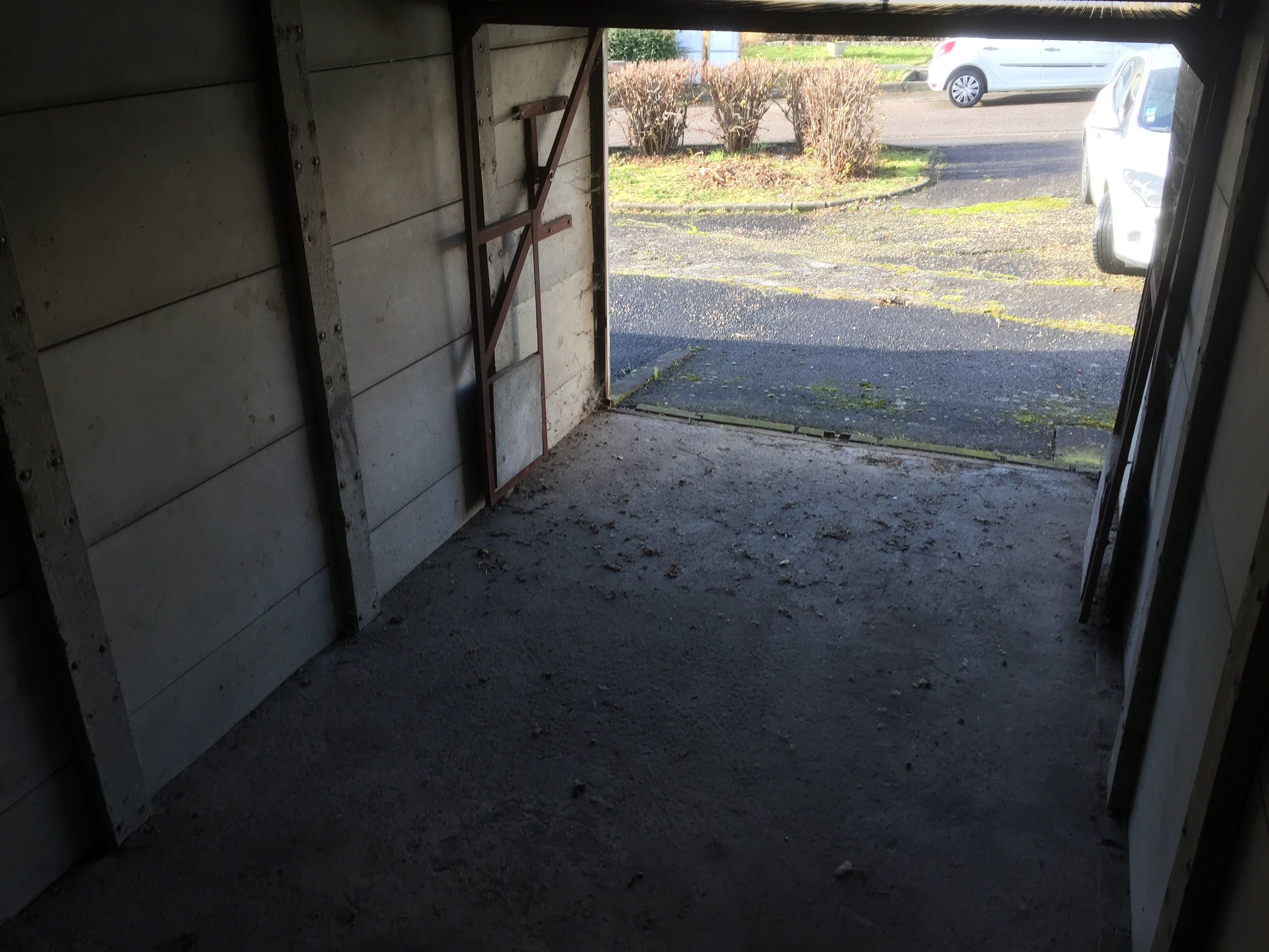 Garage individuel en sous-sol / Longueau