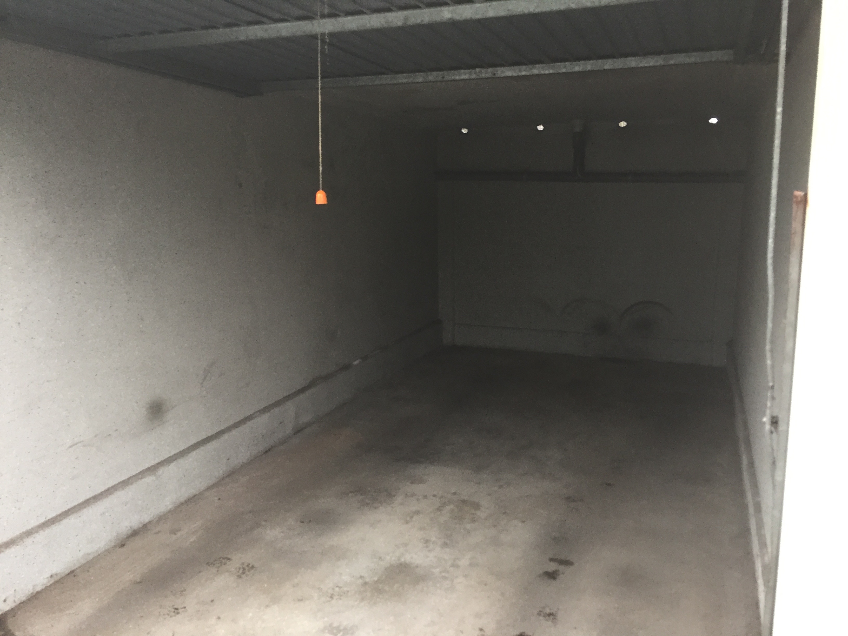 Garage à louer