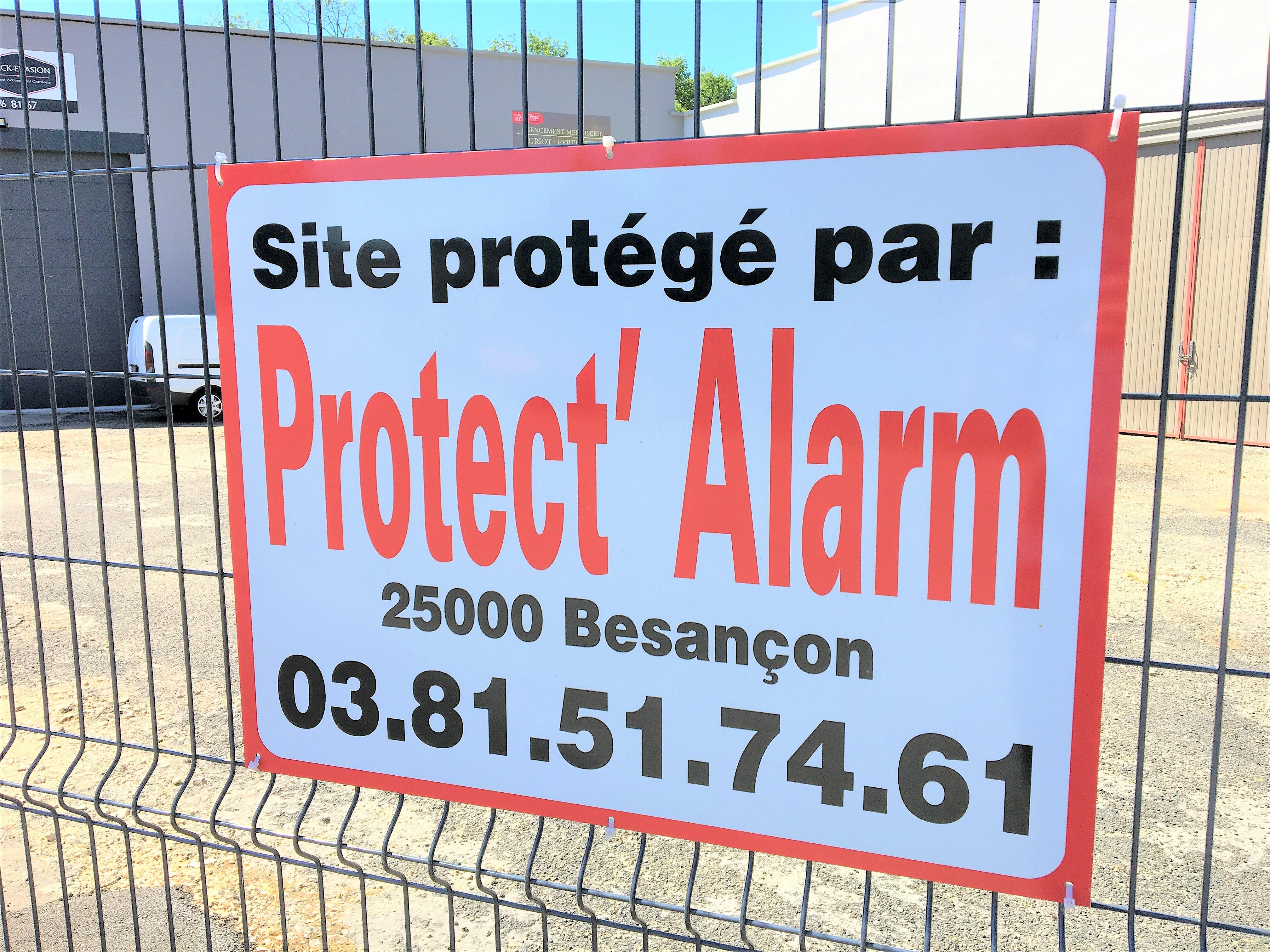 Garde meuble 10 m² sécurisé à Cousance Jura