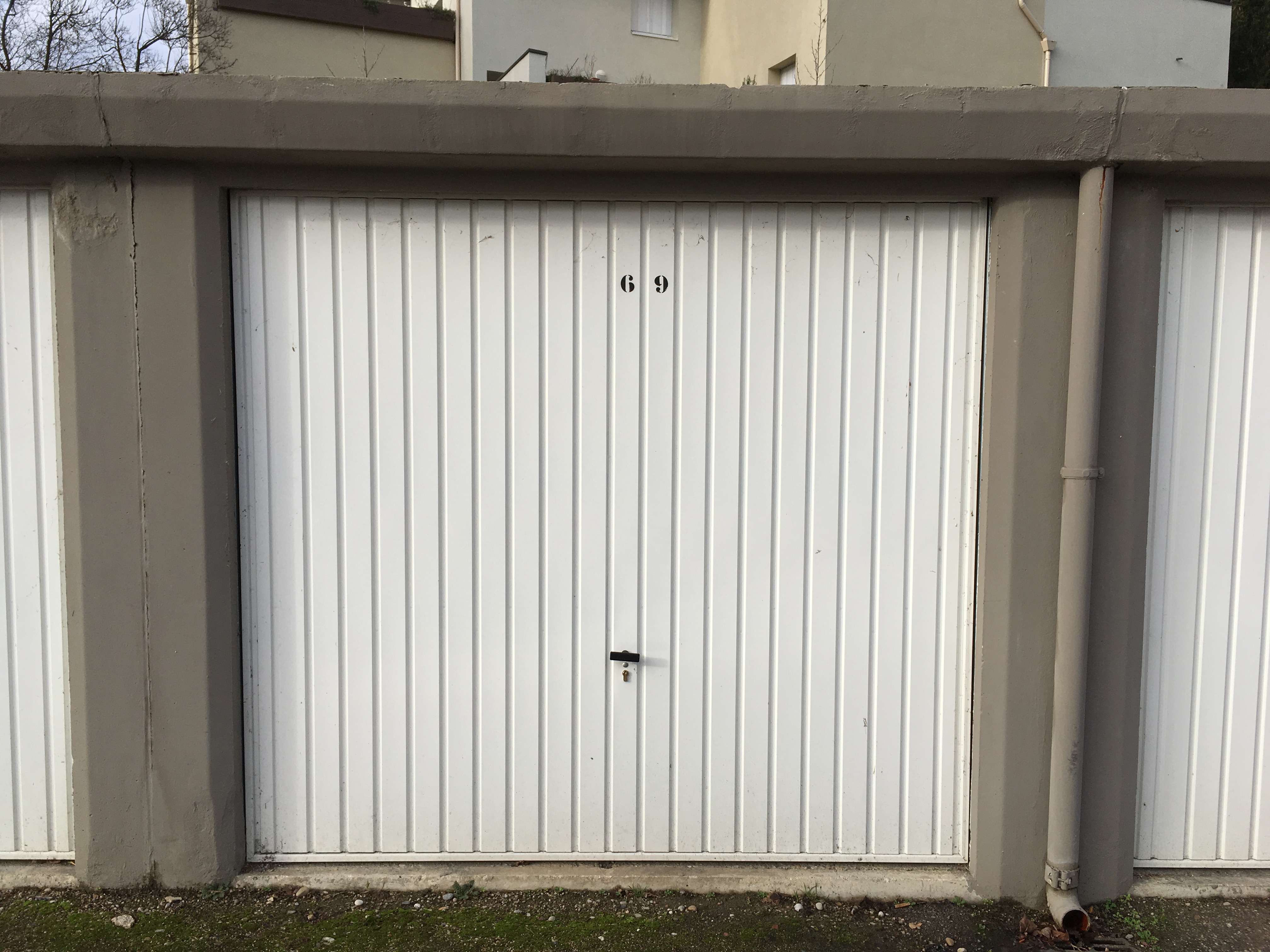 A louer / Box RDC / Irigny