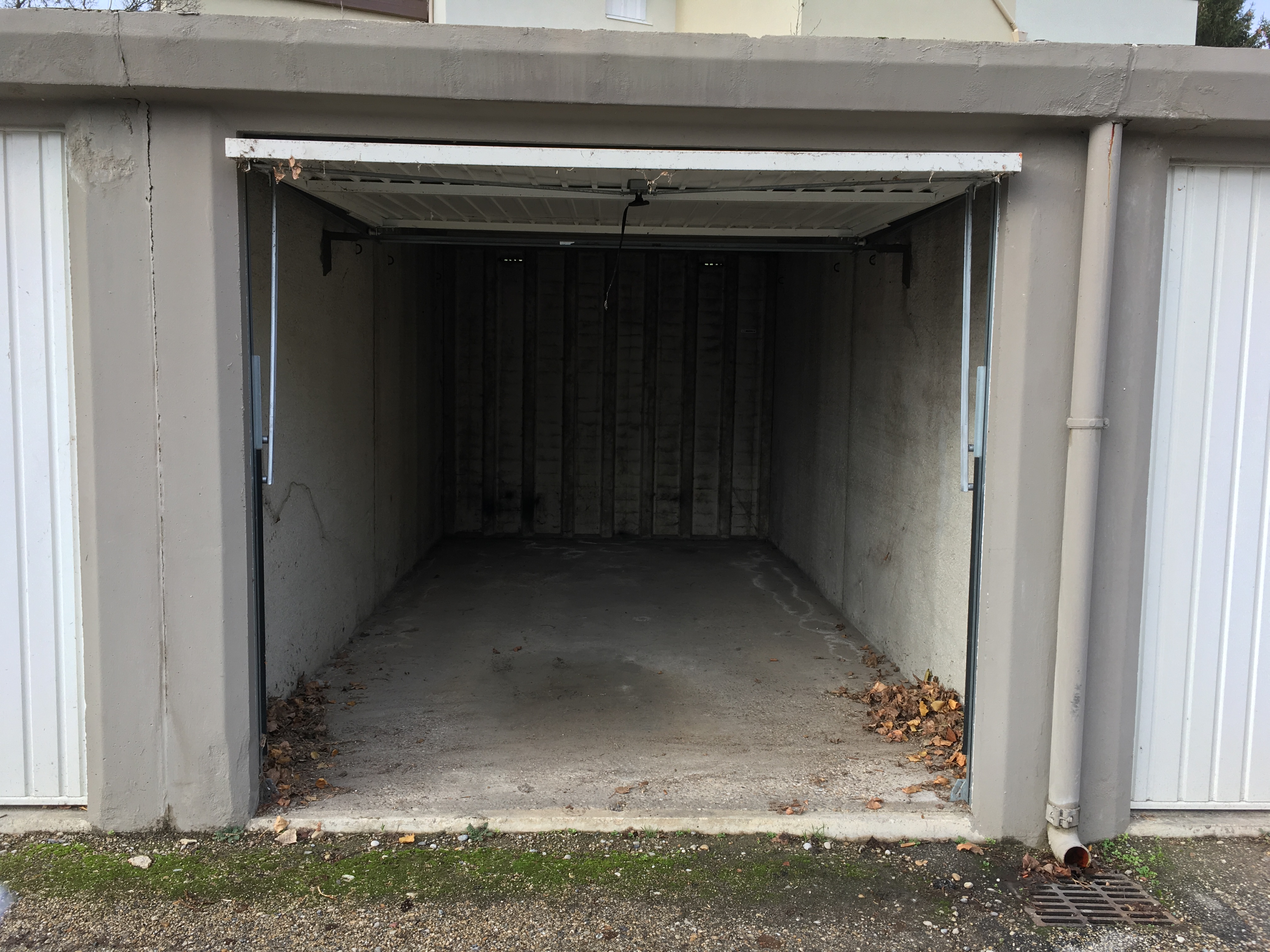 A louer / Box RDC / Irigny