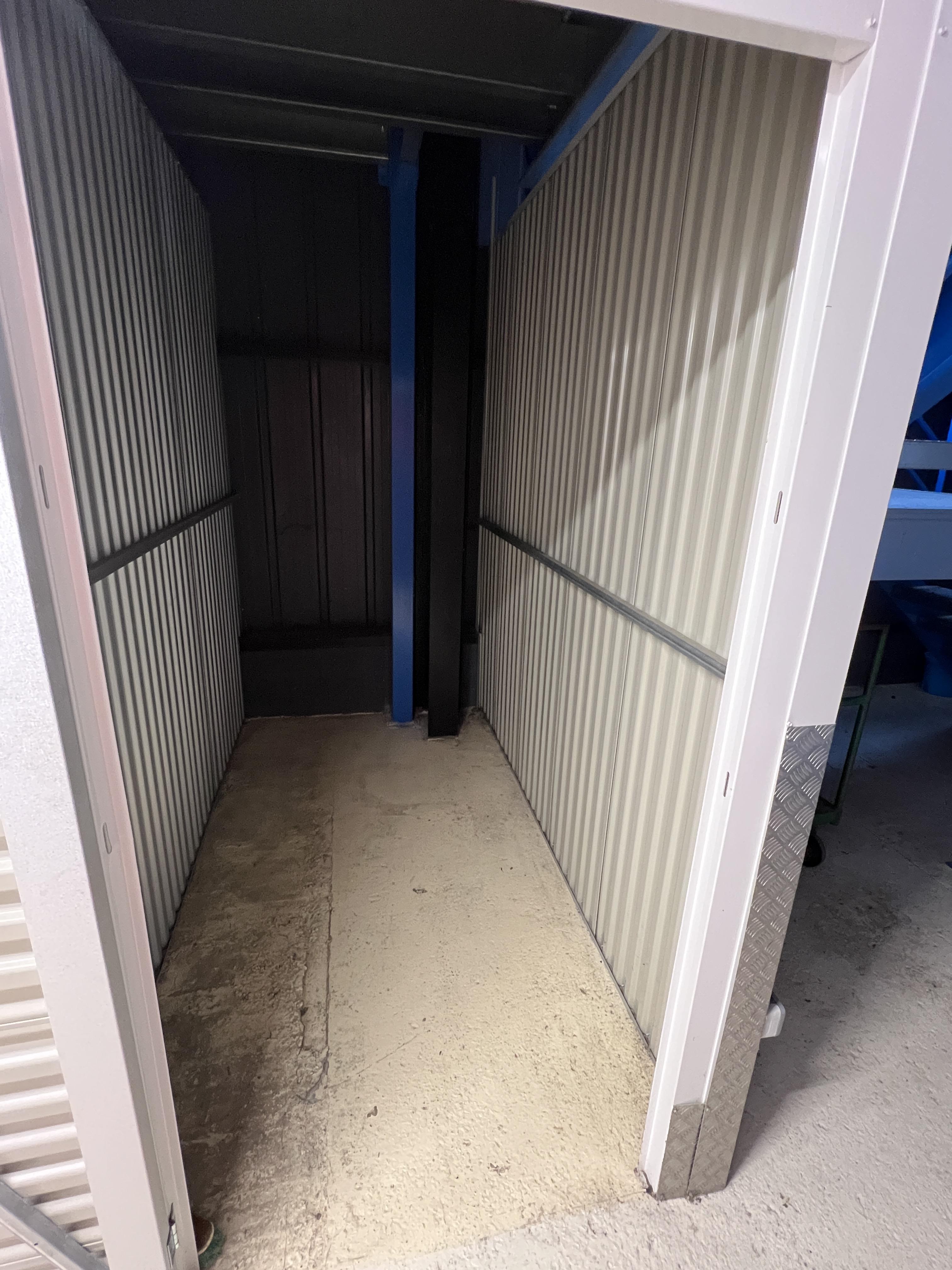 Box de 3,5 m2 - Mondeville