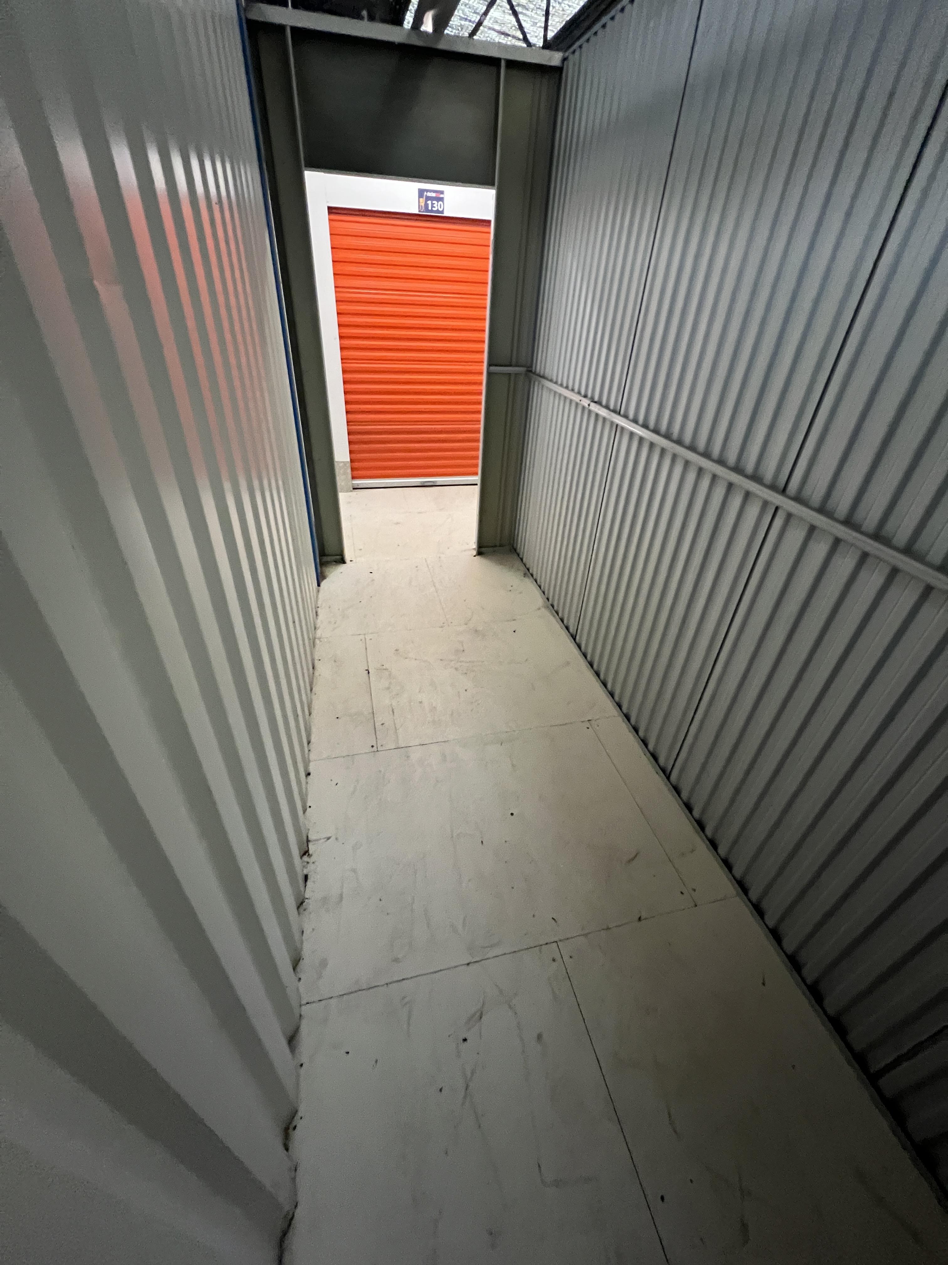 Box de 6m2 - Mondeville