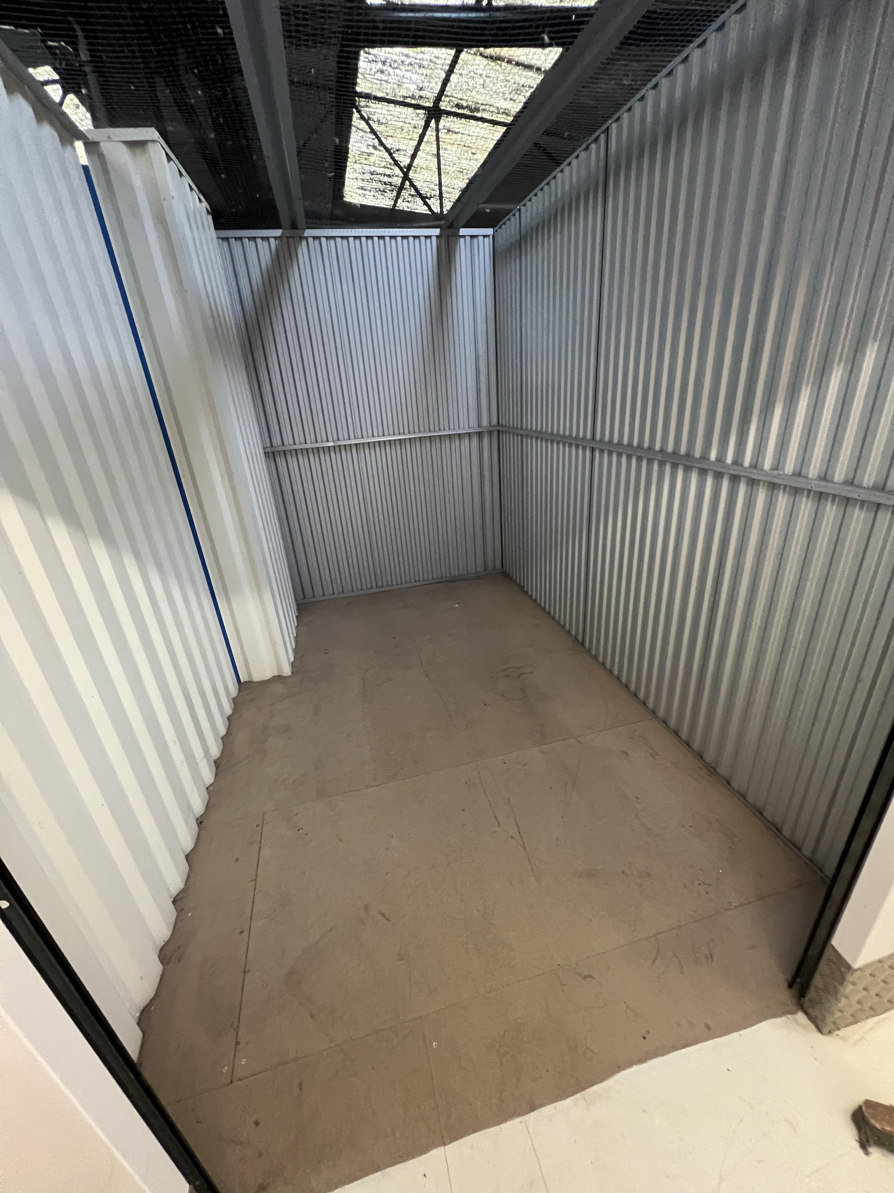 Box de 8m2 - Mondeville